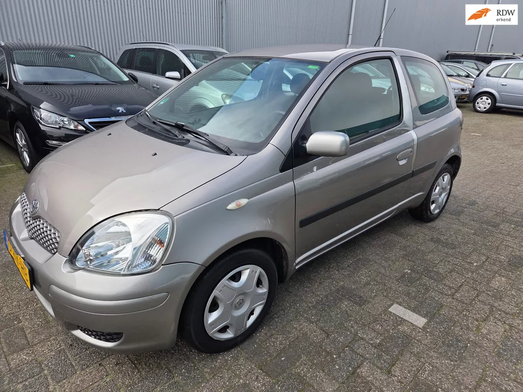 Toyota Yaris 1.3 VVT-i Sol AUTOMAAT rijdt super