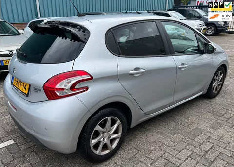 Peugeot 208 1.6 e-HDi Style