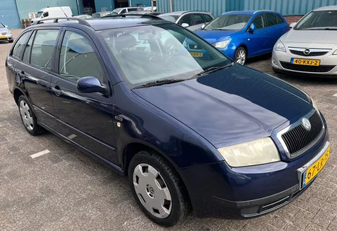 Skoda Fabia Combi 1.4-16V Creation rijdt super nw apk
