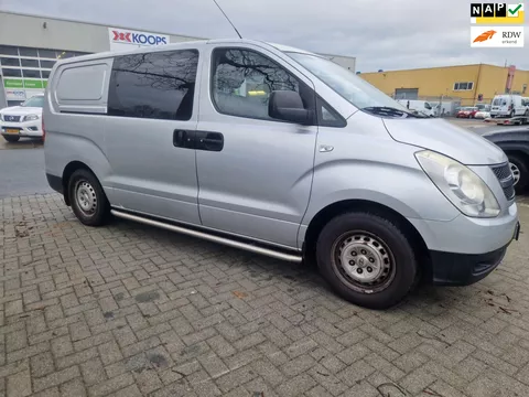 Hyundai H 300 2.5 CRDi Active DC 7 person dub cab