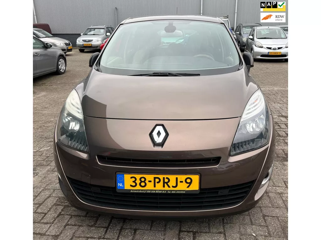 Renault Grand Sc&eacute;nic 2.0 Dynamique 7p. Driving good AUTOMAAT