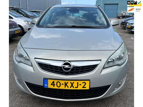 Opel Astra 1.6 Edition rijd super
