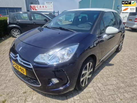 Citroen DS3 1.2 VTi So Chic rijd super 1 jaar APK