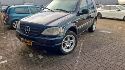 Mercedes-Benz M-klasse 320 rijd super APK 13 . 11.2025