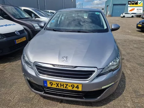 Peugeot 308 1.2 benzine rijdt wel maar niet 100%