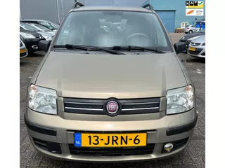Fiat Panda 1.2 Emotion APK bij aflevering. AIRCO